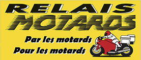 Relais Motards : Par et Pour les Motards Bannière jaune pour "RELAIS MOTARDS" avec effet vitesse, indiquant "Par les motards Pour les motards" et un motard en moto rouge avec bagages.